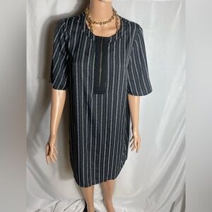BCBGMAXAZRIA Black White Stripe Half Zip Shift Dress M 34”